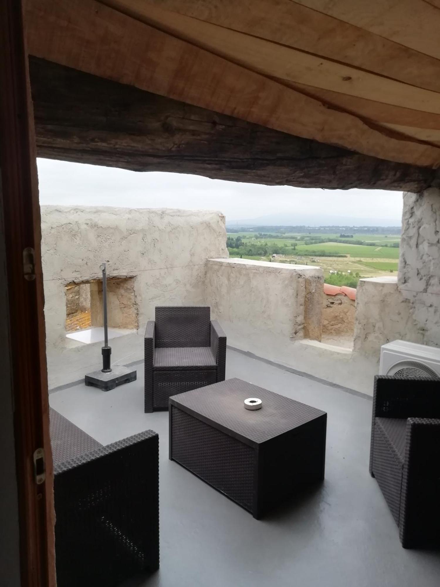 Azille Ancienne Caserne Du Chateau מראה חיצוני תמונה